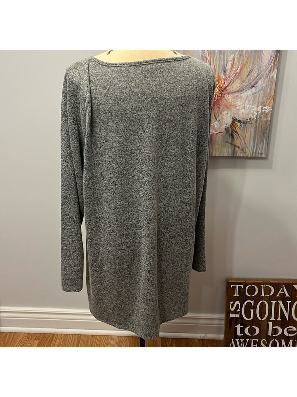 😍CLEARANCE - LILY MORGAN Grey Twist Hem Lightweight Knit Sweater Size 3X - Picture 7 of 12